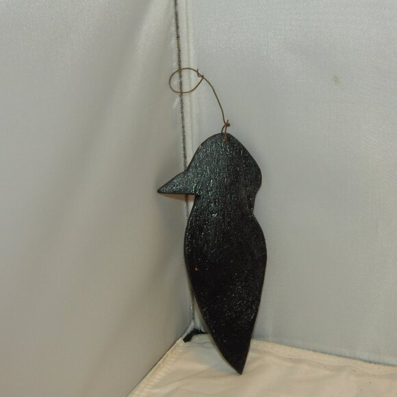 Wooden crow ornament - Picture 2 of 4